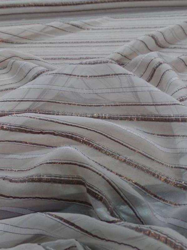 Mousseline de soie blanche faconne bandes lurex cuivre 8