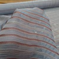 Mousseline de soie bleu a rayures gris marron6