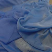 Mousseline de soie crepon bleu changeant en 1 20m de large