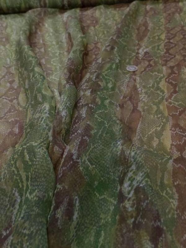 Mousseline de soie imprime serpentton kaki et marron