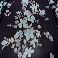 Mousseline imprime fleurs ton bleu tres fonce5