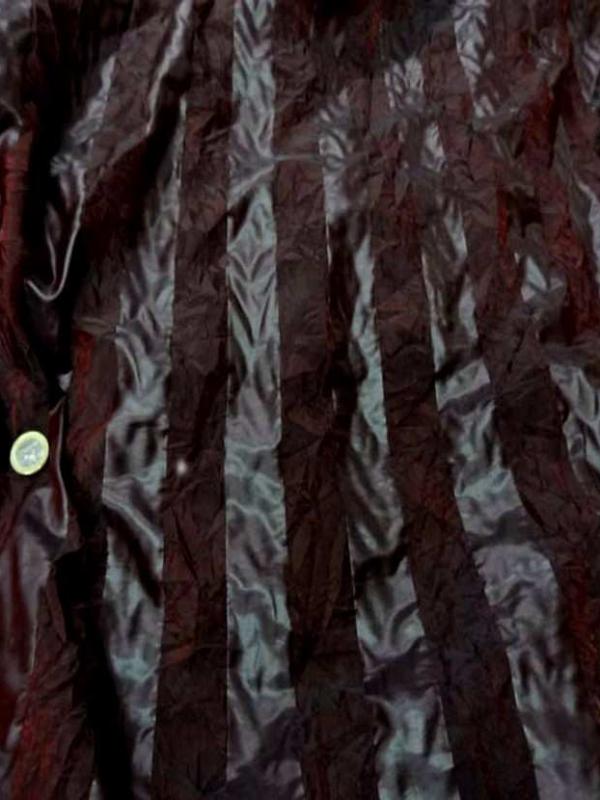 Organza a motifs bandes froisse permanent ton bordeaux5