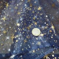 Organza bleu fonce a etoiles couleur metal et dore04