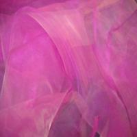 Organza changeant rose reflets blanc en 1 5m de large