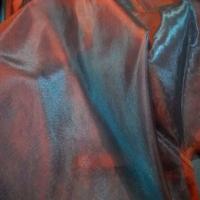 Organza changeant rouge vermillon reflets bleu en 2 90m9