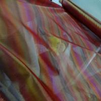 Organza imprime motifs arc en ciel