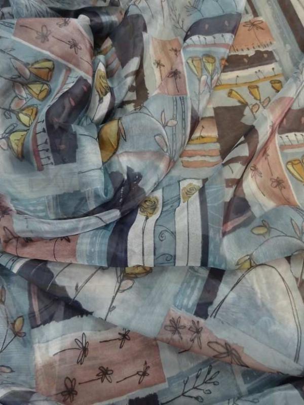 Organza imprime ton gris bleu