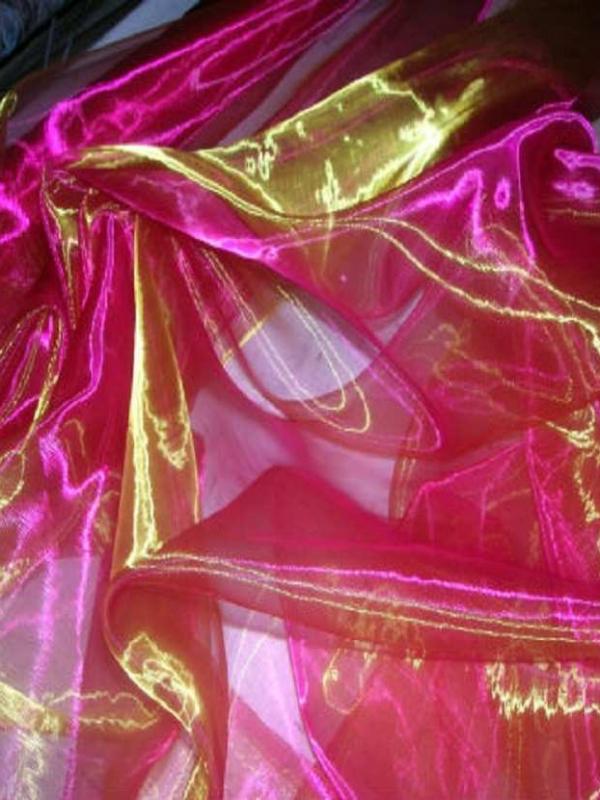 Organza rose a reflets dore en 1 5m de large