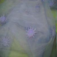 Organza ton mauve brode soleil2