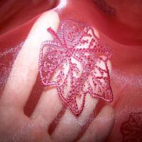 Organza ton rouge brode8