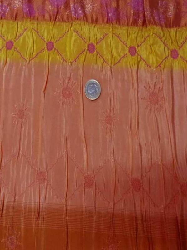 Panneau de taffetas cuivre faconne