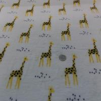 Polaire doudou blanc casse imprime enfant motifs girafe04