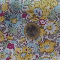 tissu Popeline blanche style liberty petite fleurs gris bleu bordeaux et jaune en 1 50 m de large