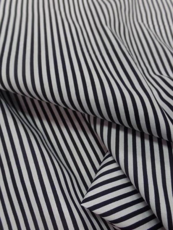 popeline coton 100% blanche imprimé fine rayure noire
