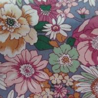 tissu popeline coton 100% imprimé fleurs ton rose pastel pas cher