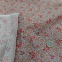 tissu Popeline coton blanc cassé imprimé petite fleurs ton rouge