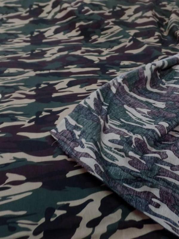 Popeline coton imprimé armée camouflage ton vert beige marron