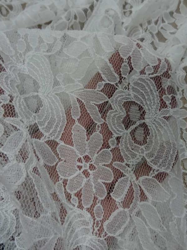 Resille dentelle lycra blanc casse