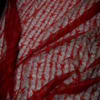 Resille faconne dentelle rouge