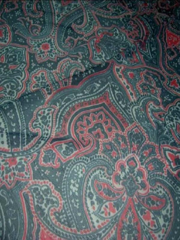 Resille imprime gris rouge