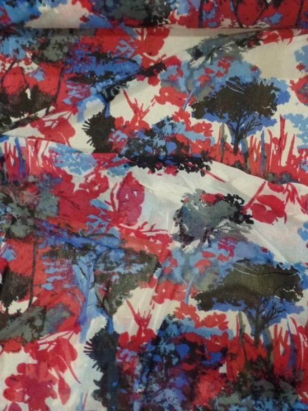 tissu résille lycra imprimé ton rouge ,noir ,blanc ,bleu pas cher