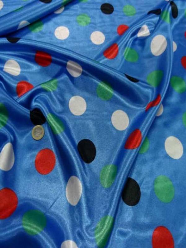 Satin bleu imprime pois