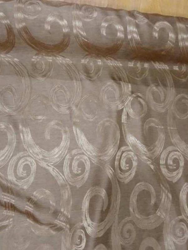 Satin d ameublement faconne volutes double face taupe dore0