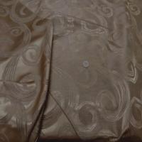 Satin d ameublement faconne volutes double face taupe dore6