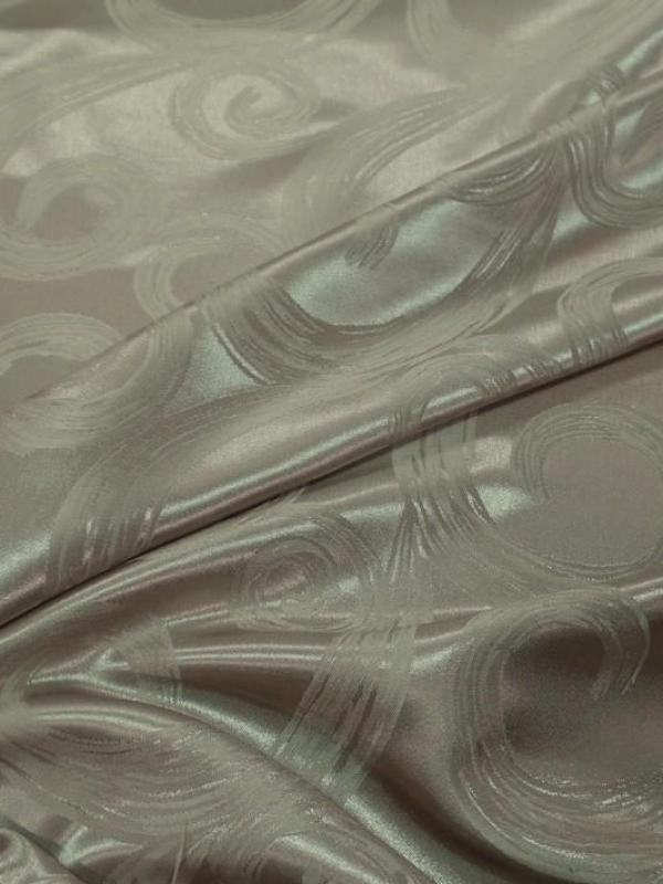 Satin d ameublement motifs volutes double face taupe doré