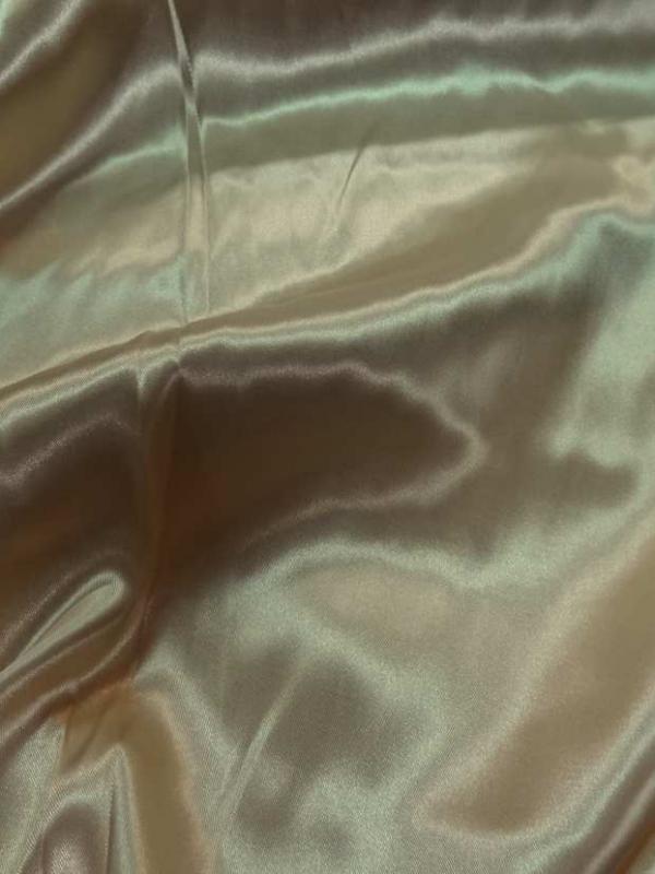 Satin polyester beige dore