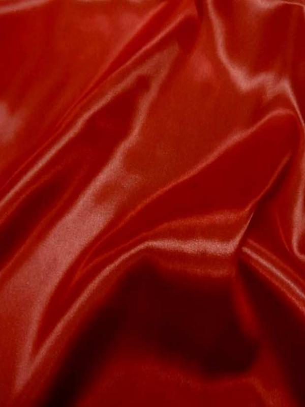 Satin polyester rouge7