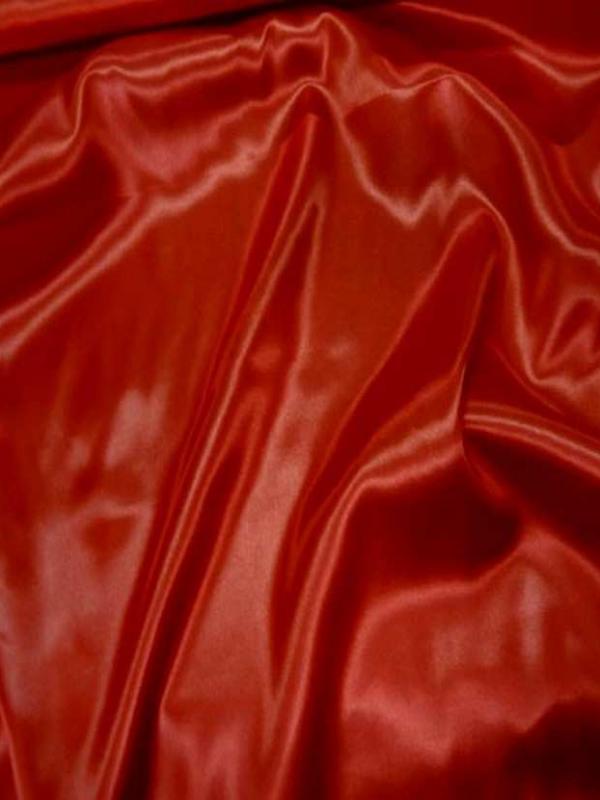 Satin polyester rouge7