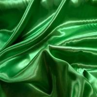 Satin polyester vert en 1 50m de large1