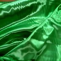 Satin polyester vert en 1 50m de large7