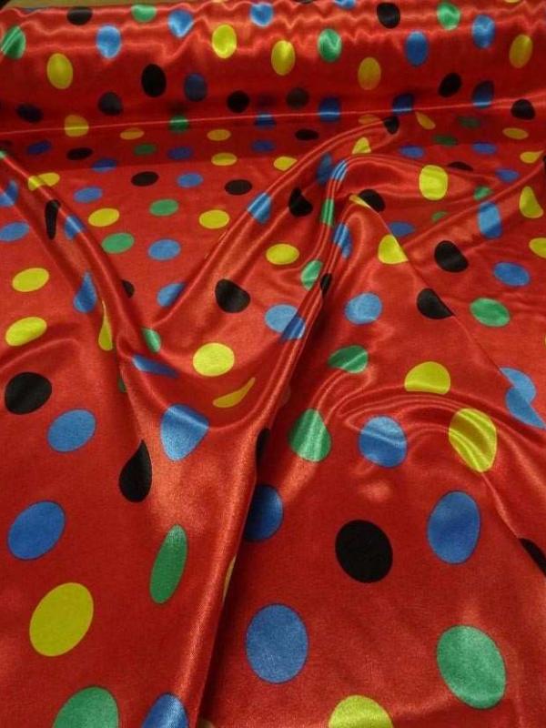 Satin rouge a pois vert bleu jaune noir