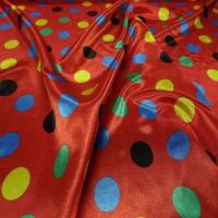 Satin rouge a pois vert bleu jaune noir3