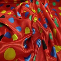 Satin rouge a pois vert bleu jaune noir4