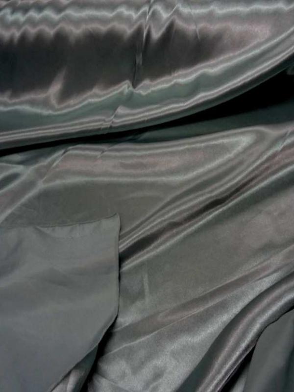Satin vert changeant kaki clair metallise