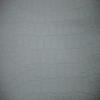 Simili cuir faconne crocodile blanc en 1 35m de large0
