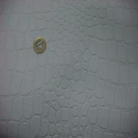 Simili cuir faconne crocodile blanc en 1 35m de large8