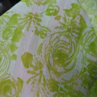 Soie fine effet dupions blanc vert absinthe1