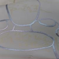 Taffetas blanc cassé imprime métal motifs abstrait