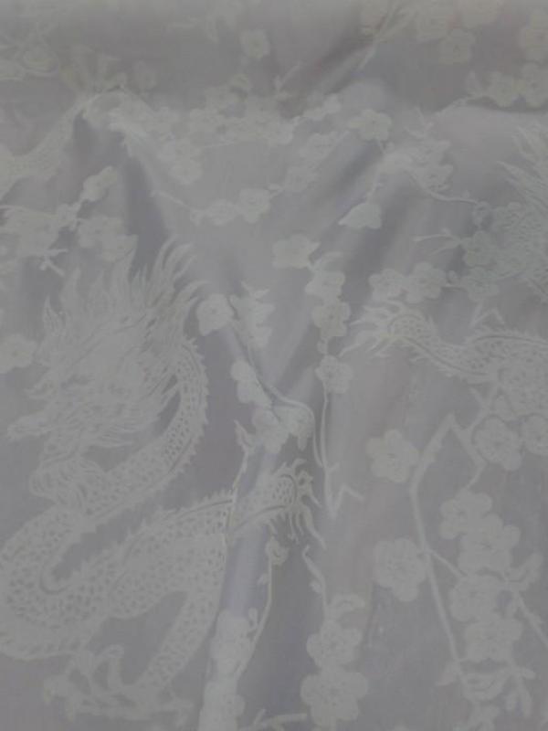 Taffetas blanc devore motifs dragons3