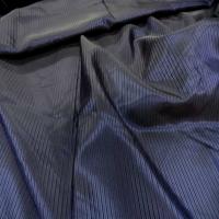 Taffetas bleu nuit faconne bande surbrode