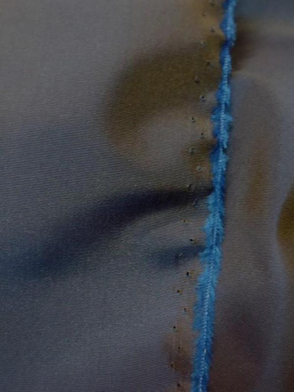 Taffetas changeant marron a reflets bleu en 1 45m de large