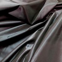 Taffetas changeant tissé 3 fils rose, bleu, noir en ligne