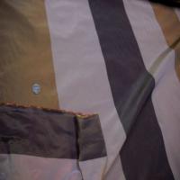Taffetas d ameublement a rayures gris beige dore a reflets orange08