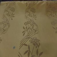 Taffetas d ameublement jaune safran a motifs decore aspect velours taupe1