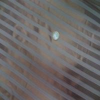 Taffetas de soie 100 a rayures faconne beige taupe dore2