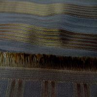 Taffetas de soie 100 a rayures faconne taupe dore3